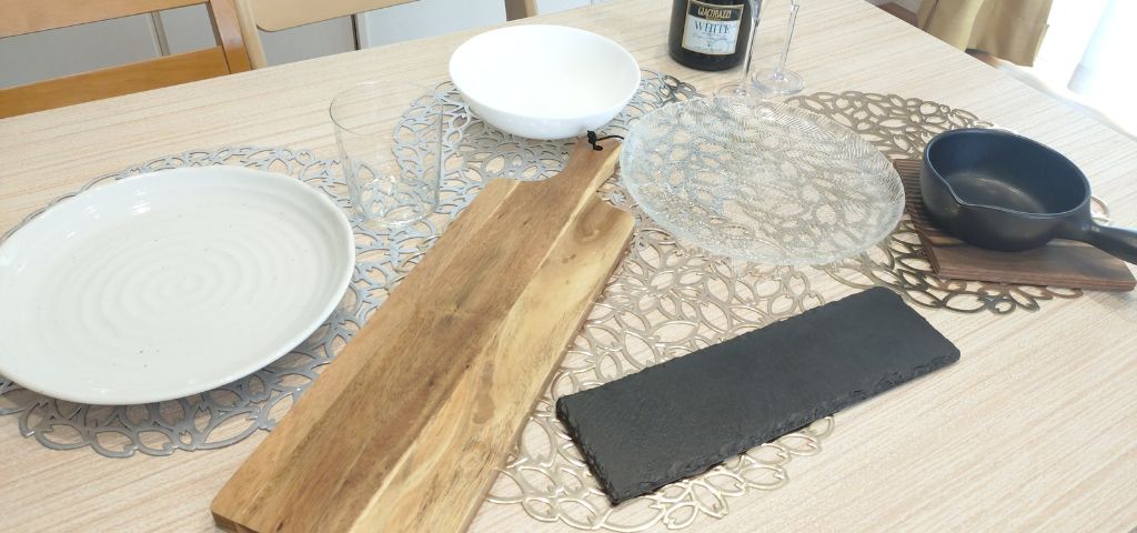 簡単で豪華に見えるレシピを乗せる器はシンプルがベストです！