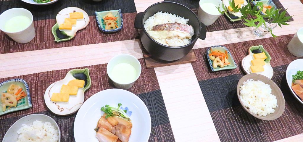 豚の角煮、錦卵、きんぴられんこん、枝豆のすりながしなど「作り置き」を活用したおもてなし献立