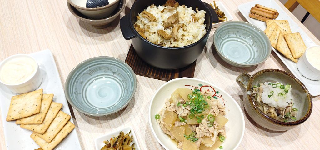 豚バラ大根と混ぜご飯の献立