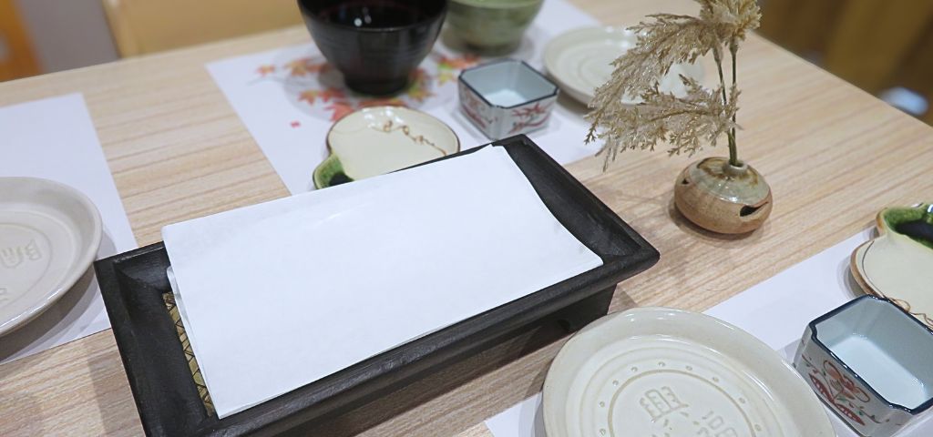秋の和食のおもてなしで使ったテーブル小物
