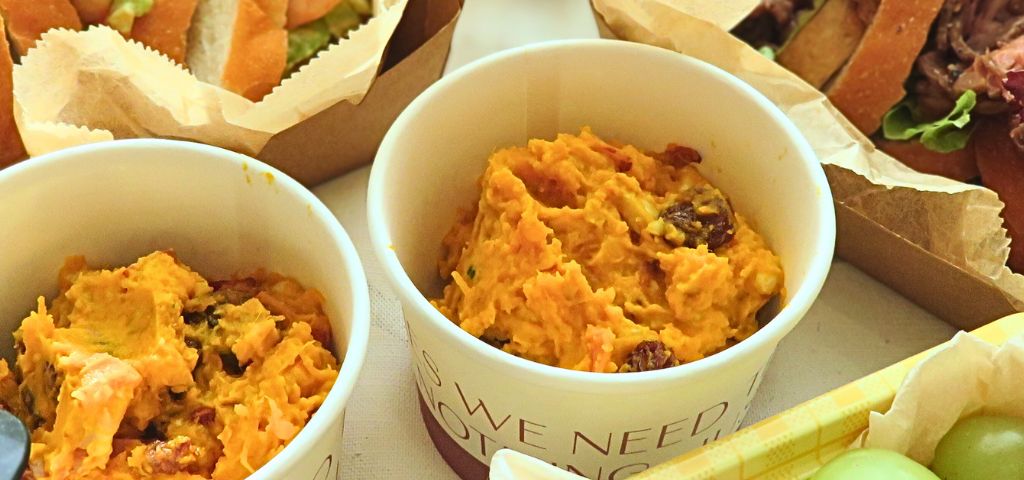 かぼちゃのデリ風サラダ盛り付け