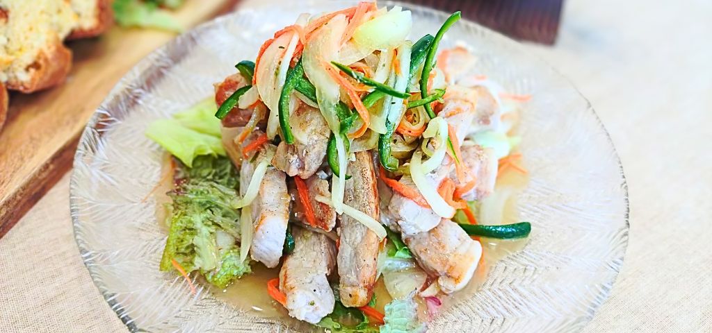焼いた豚肉のマリネ