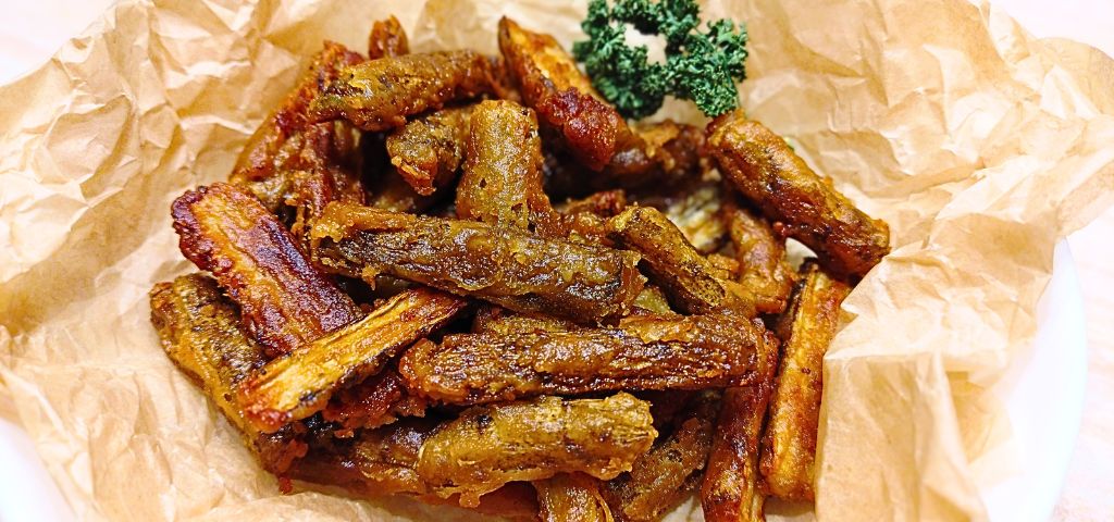 ごぼうの唐揚げ盛り付け