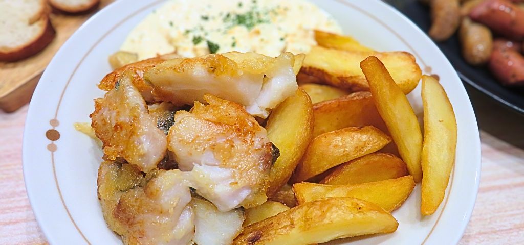 フィッシュアンドチップスの盛り付け