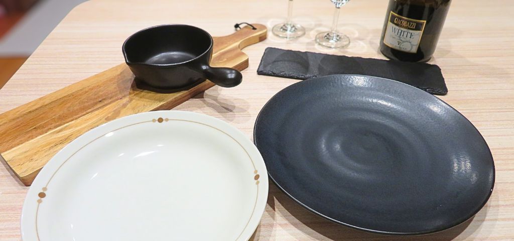 夫婦で楽しむ洋風晩酌のテーブルコーディネート