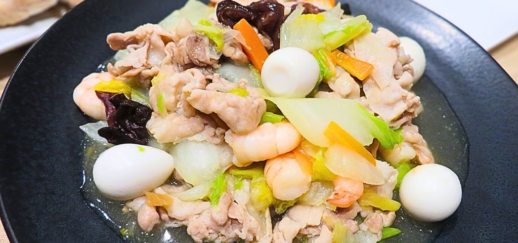 八宝菜の盛り付け