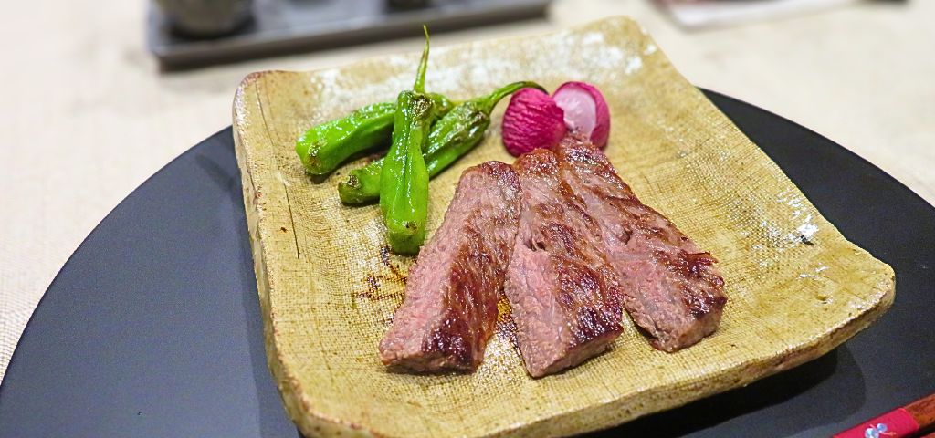 9回目の結婚記念日和献立のメインでステーキ