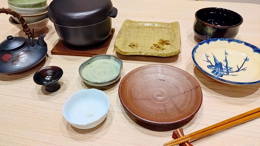 小料理屋風に仕上げるテーブルコーディネート（父の日）