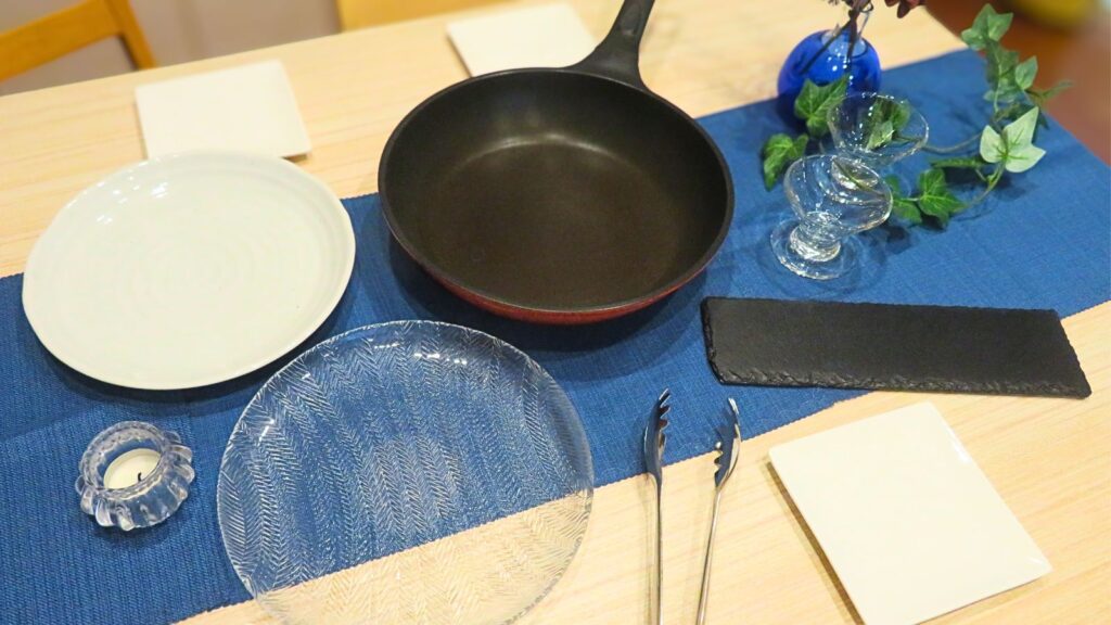 夏の洋風おもてなし献立:青基調のテーブルコーデ